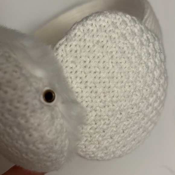 Lobers Women's Solid Headphone Earmuffs, White, One Size - Picture 3 of 7